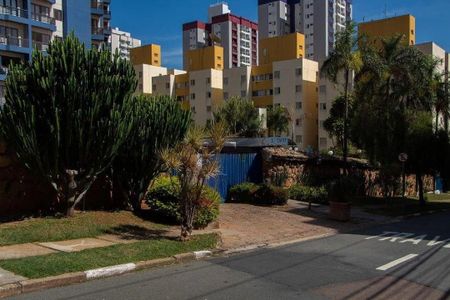 Apartamento para alugar com 85m², 2 quartos e 1 vaga