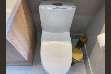 Studio para alugar com 27m², 1 quarto e sem vaga Studio para alugar com 27m², 1 quarto e sem vagaBanheiro social