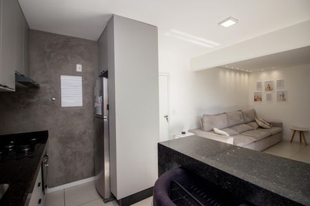Apartamento à venda com 68m², 2 quartos e 1 vaga Apartamento à venda com 68m², 2 quartos e 1 vagaCozinha e Área de Serviço