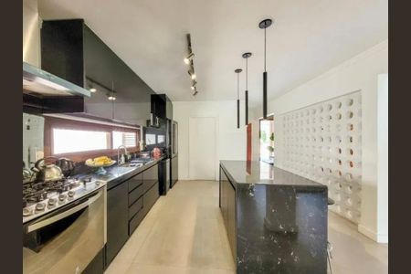 Casa de condomínio à venda com 252m², 4 quartos e 4 vagasFoto 08