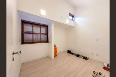 Casa de condomínio à venda com 252m², 4 quartos e 4 vagasFoto 15