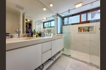 Casa de condomínio à venda com 252m², 4 quartos e 4 vagasFoto 12