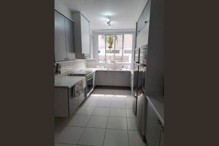 Casa de condomínio à venda com 490m², 4 quartos e 6 vagas Casa de condomínio à venda com 490m², 4 quartos e 6 vagasFoto 10