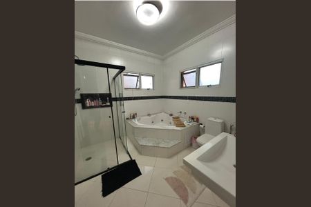 Casa de condomínio à venda com 375m², 4 quartos e 4 vagas Casa de condomínio à venda com 375m², 4 quartos e 4 vagasFoto 30