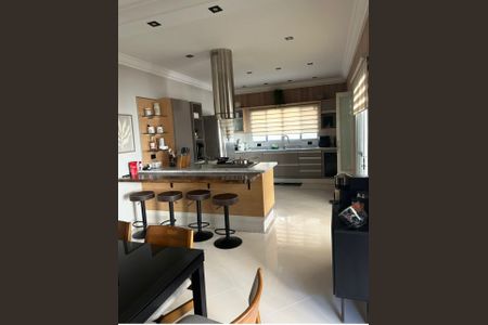 Casa de condomínio à venda com 375m², 4 quartos e 4 vagas Casa de condomínio à venda com 375m², 4 quartos e 4 vagasFoto 32