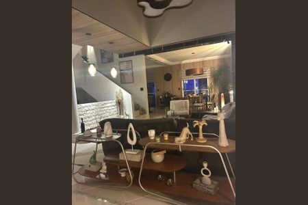 Casa de condomínio à venda com 375m², 4 quartos e 4 vagas Casa de condomínio à venda com 375m², 4 quartos e 4 vagasFoto 24