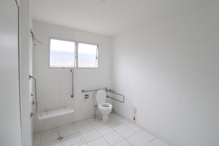 Banheiro de apartamento para alugar com 1 quarto, 42m² em Usina Piratininga, São Paulo