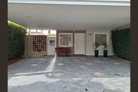 Casa para alugar com 120m², 3 quartos e 3 vagas Casa para alugar com 120m², 3 quartos e 3 vagasGaragem