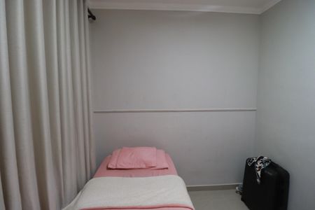 Casa para alugar com 120m², 3 quartos e 3 vagasQuarto 2
