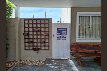 Casa para alugar com 120m², 3 quartos e 3 vagas Casa para alugar com 120m², 3 quartos e 3 vagasPlaca