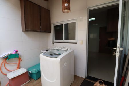 Casa para alugar com 120m², 3 quartos e 3 vagasÁrea de serviço 