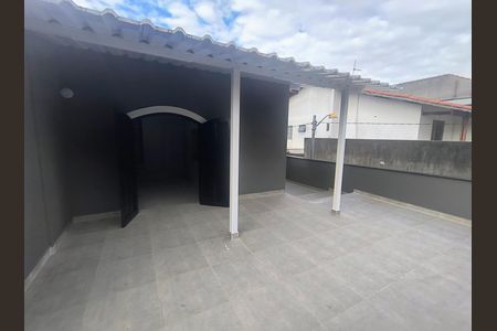 Casa para alugar com 275m², 4 quartos e 4 vagas Casa para alugar com 275m², 4 quartos e 4 vagasÁrea externa