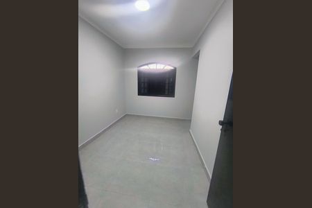 Casa para alugar com 275m², 4 quartos e 4 vagas Casa para alugar com 275m², 4 quartos e 4 vagasQuarto
