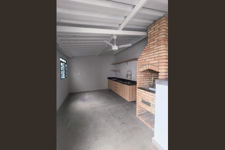 Casa para alugar com 275m², 4 quartos e 4 vagas Casa para alugar com 275m², 4 quartos e 4 vagasÁrea externa