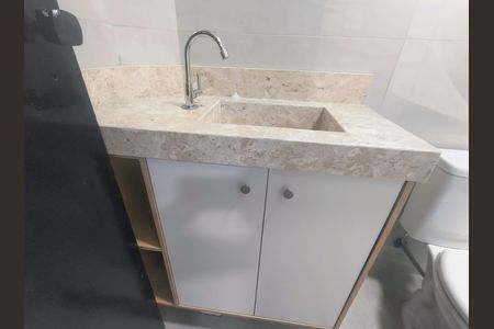 Casa para alugar com 275m², 4 quartos e 4 vagas Casa para alugar com 275m², 4 quartos e 4 vagasBanheiro