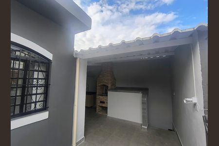 Casa para alugar com 275m², 4 quartos e 4 vagas Casa para alugar com 275m², 4 quartos e 4 vagasGaragem