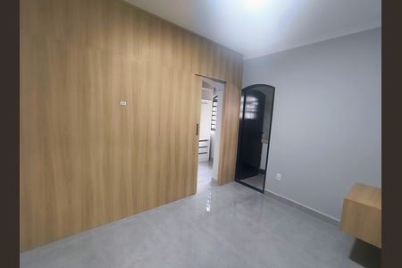 Casa para alugar com 275m², 4 quartos e 4 vagas Casa para alugar com 275m², 4 quartos e 4 vagasQuarto
