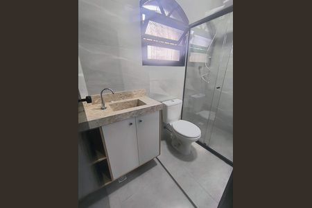 Casa para alugar com 275m², 4 quartos e 4 vagas Casa para alugar com 275m², 4 quartos e 4 vagasBanheiro