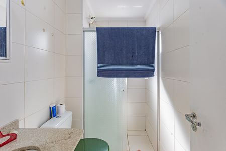 Apartamento à venda com 69m², 2 quartos e 1 vaga Apartamento à venda com 69m², 2 quartos e 1 vagaBanheiro