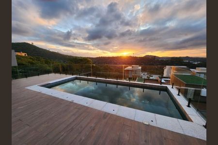 Casa de condomínio à venda com 400m², 4 quartos e 6 vagas Casa de condomínio à venda com 400m², 4 quartos e 6 vagasFoto 11