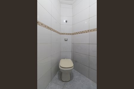 Casa para alugar com 80m², 3 quartos e 1 vaga Casa para alugar com 80m², 3 quartos e 1 vagaBanheiro 2