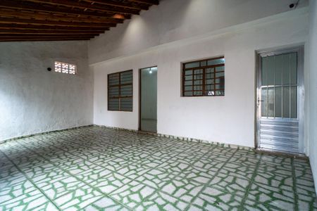 Casa para alugar com 50m², 1 quarto e 2 vagas Casa para alugar com 50m², 1 quarto e 2 vagasGaragem