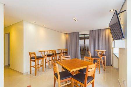 Apartamento para alugar com 74m², 2 quartos e 1 vaga Apartamento para alugar com 74m², 2 quartos e 1 vagaSalão de Festas