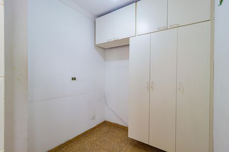 Apartamento para alugar com 74m², 2 quartos e 1 vaga Apartamento para alugar com 74m², 2 quartos e 1 vagaQuarto - Área de Serviço