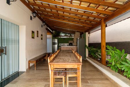 Apartamento para alugar com 74m², 2 quartos e 1 vaga Apartamento para alugar com 74m², 2 quartos e 1 vagaChurrasqueira