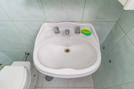 Apartamento para alugar com 74m², 2 quartos e 1 vaga Apartamento para alugar com 74m², 2 quartos e 1 vagaDetalhe - Banheiro