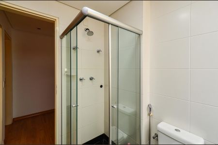 Apartamento à venda com 138m², 3 quartos e 3 vagas Apartamento à venda com 138m², 3 quartos e 3 vagasBanheiro Social