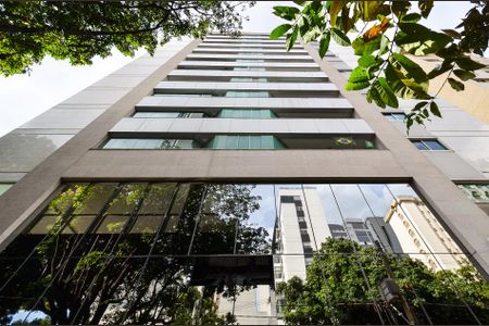 Apartamento à venda com 138m², 3 quartos e 3 vagas Apartamento à venda com 138m², 3 quartos e 3 vagasFachada