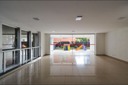 Apartamento à venda com 138m², 3 quartos e 3 vagas Apartamento à venda com 138m², 3 quartos e 3 vagasÁrea comum - Salão de festas