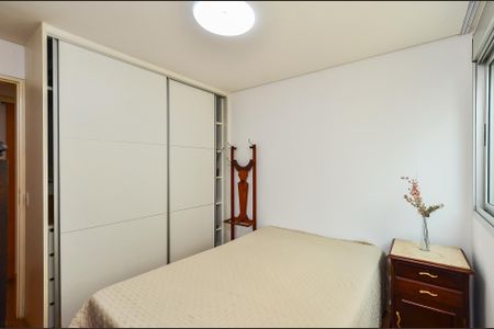 Apartamento à venda com 138m², 3 quartos e 3 vagas Apartamento à venda com 138m², 3 quartos e 3 vagasQuarto 1