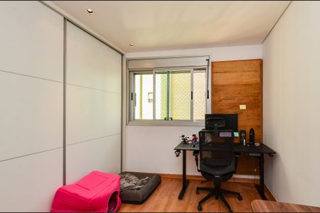 Apartamento à venda com 138m², 3 quartos e 3 vagas Apartamento à venda com 138m², 3 quartos e 3 vagasQuarto 3