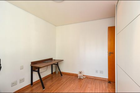 Apartamento à venda com 138m², 3 quartos e 3 vagas Apartamento à venda com 138m², 3 quartos e 3 vagasQuarto 3