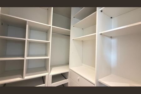 Casa de condomínio à venda com 350m², 5 quartos e 4 vagas Casa de condomínio à venda com 350m², 5 quartos e 4 vagasFoto 62