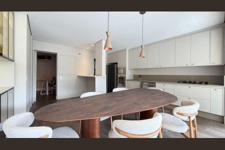 Casa de condomínio à venda com 350m², 5 quartos e 4 vagas Casa de condomínio à venda com 350m², 5 quartos e 4 vagasFoto 09