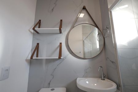 Apartamento para alugar com 38m², 2 quartos e 1 vaga Apartamento para alugar com 38m², 2 quartos e 1 vagaBanheiro