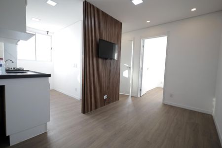 Apartamento para alugar com 38m², 2 quartos e 1 vaga Apartamento para alugar com 38m², 2 quartos e 1 vagaSala
