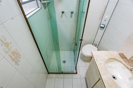 Banheiro de casa à venda com 2 quartos, 120m² em Parque Fongaro, São Paulo