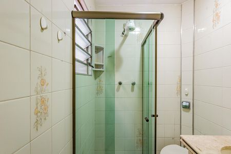 Casa à venda com 120m², 2 quartos e 1 vaga Casa à venda com 120m², 2 quartos e 1 vagaBanheiro