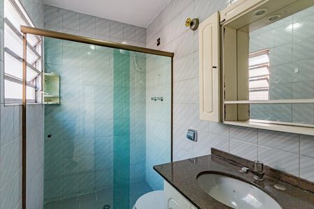 Casa à venda com 120m², 2 quartos e 1 vaga Casa à venda com 120m², 2 quartos e 1 vagaBanheiro da Suíte