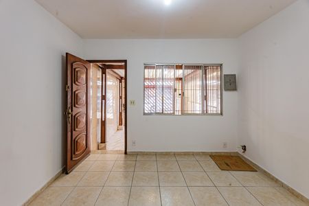 Sala de casa à venda com 2 quartos, 120m² em Parque Fongaro, São Paulo
