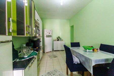 Casa para alugar com 100m², 3 quartos e 2 vagas Casa para alugar com 100m², 3 quartos e 2 vagasCozinha