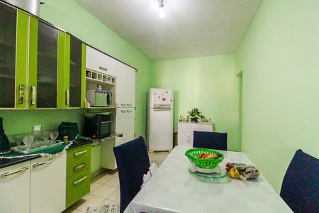 Casa para alugar com 100m², 3 quartos e 2 vagas Casa para alugar com 100m², 3 quartos e 2 vagasCozinha