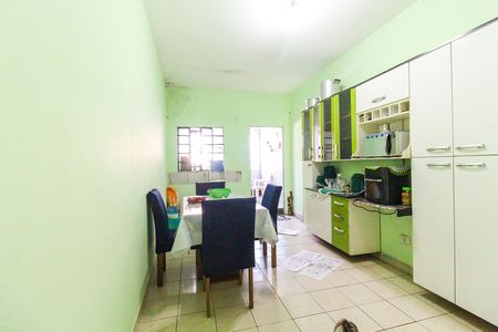 Casa para alugar com 100m², 3 quartos e 2 vagas Casa para alugar com 100m², 3 quartos e 2 vagasCozinha