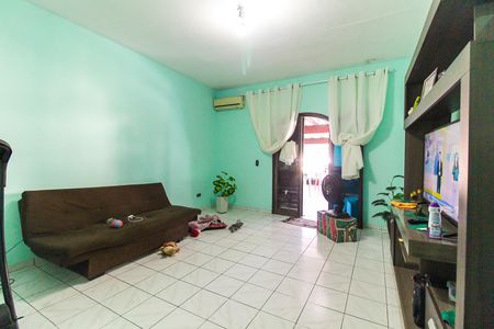 Casa para alugar com 100m², 3 quartos e 2 vagas Casa para alugar com 100m², 3 quartos e 2 vagasQuarto 1