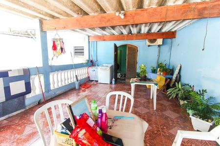 Varanda do Quarto 1 de casa para alugar com 3 quartos, 100m² em Parque Sevilha, São Paulo