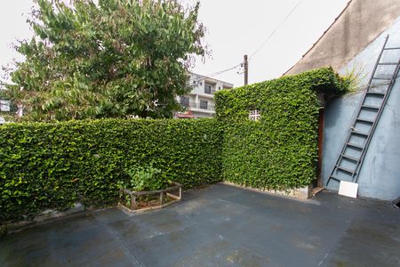 Casa à venda com 215m², 3 quartos e 7 vagasQuintal 